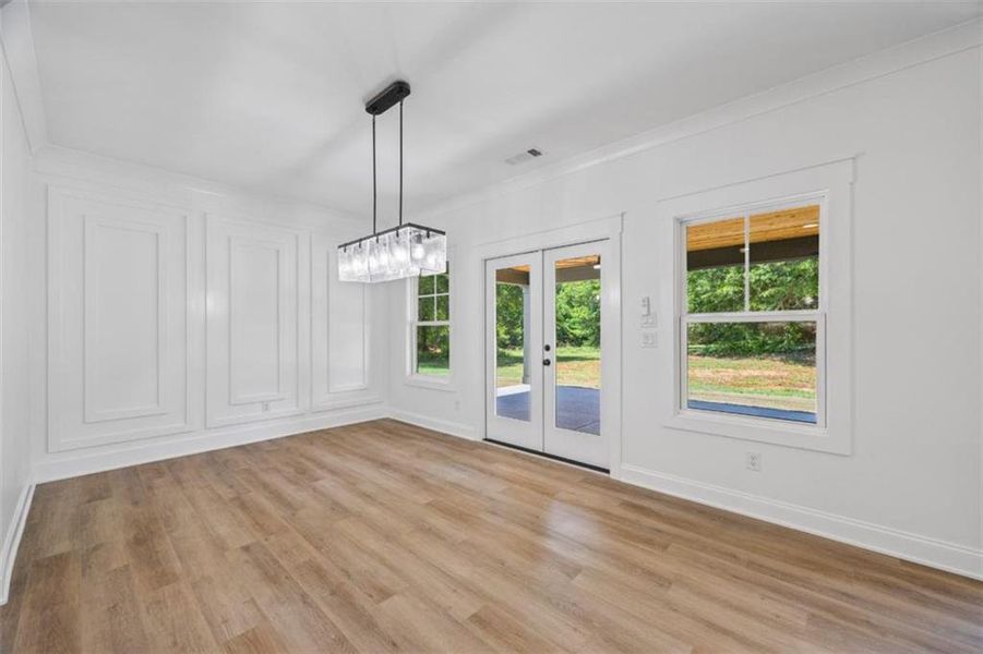 Spacious, unfurnished interior of a new home in , Monroe (Image 25).