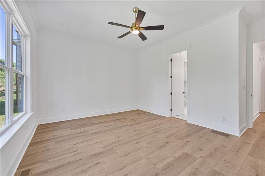 Spacious, unfurnished interior of a new home in , Jefferson (Image 21).