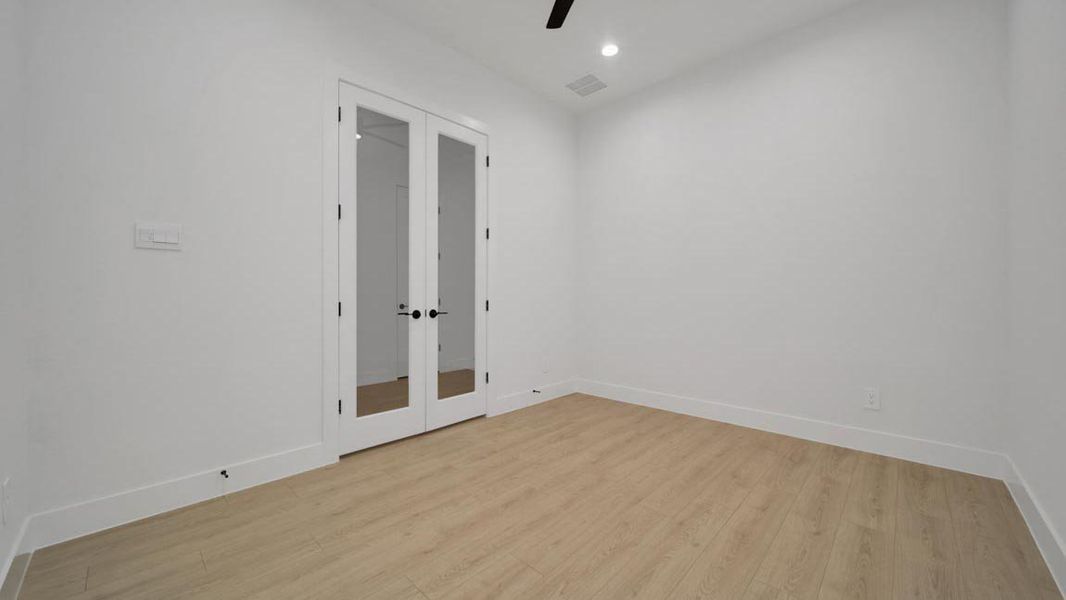 Spacious, unfurnished interior of a new home in Butlers Bend Estates, Pinehurst (Image 30).