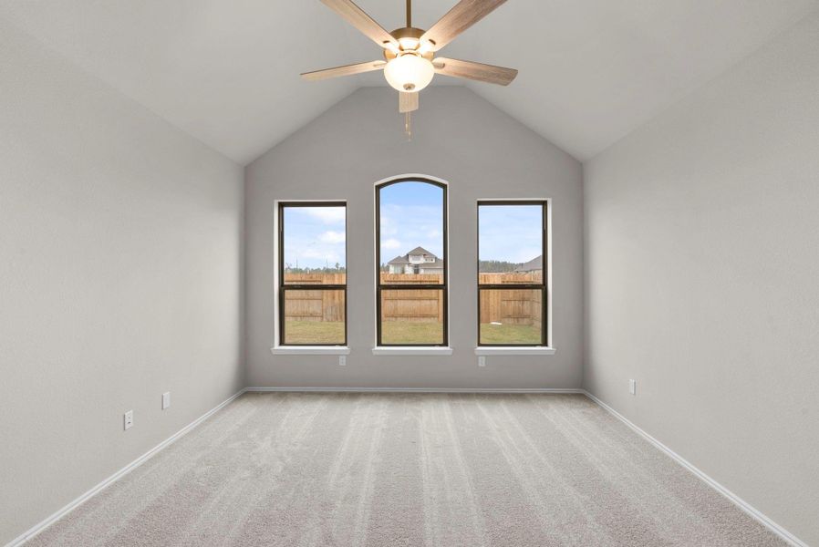 Spacious, unfurnished interior of a new home in Escondido, Magnolia (Image 13).