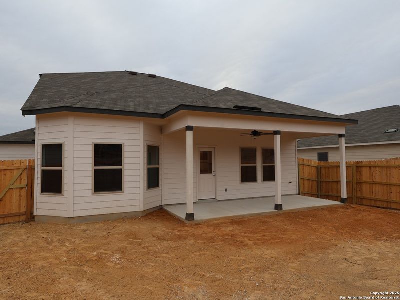Exterior details and patio area of a home in Greenspoint Heights, Seguin (Image 4).