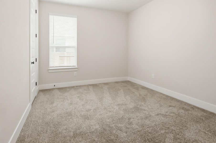 Spacious, unfurnished interior of a new home in 6 Creeks, Kyle (Image 22). Spacious, unfurnished interior of a new home in 6 Creeks, Kyle (Image 22).