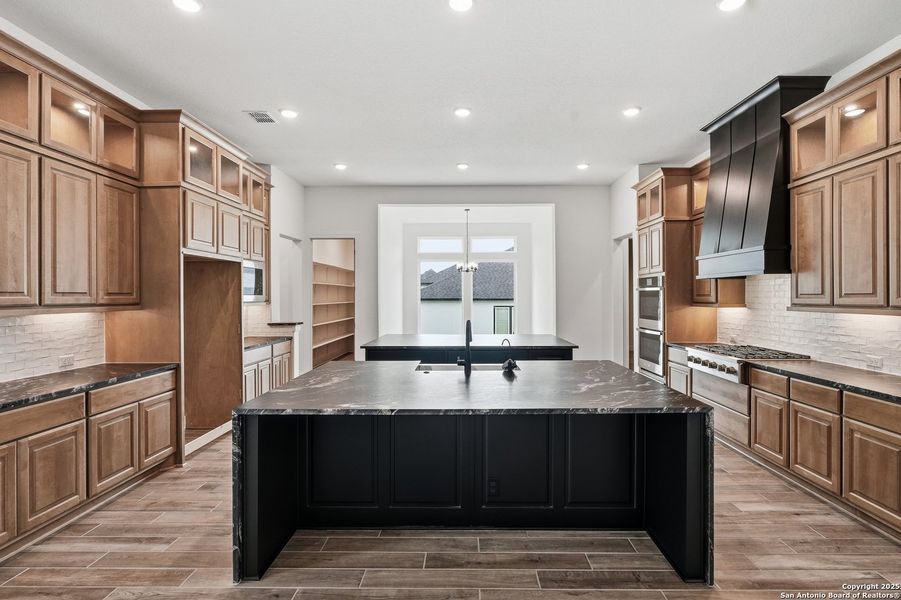 Furnished interior view inside a new home in Caliza Reserve, Boerne (Image 18). Furnished interior view inside a new home in Caliza Reserve, Boerne (Image 18).
