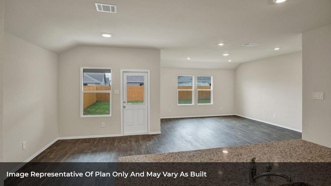 Spacious, unfurnished interior of a new home in Bar W Ranch, Leander (Image 19).