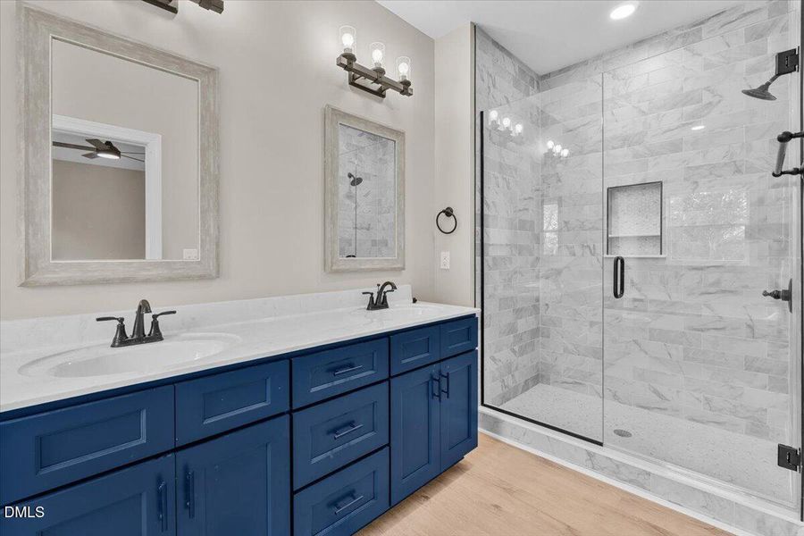 21-Kim 3302 Fox Glow-21