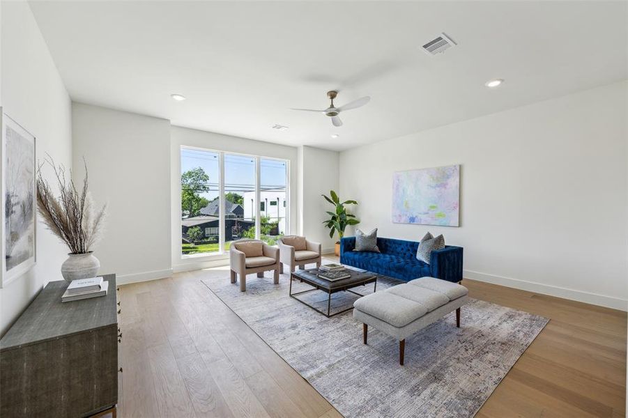 Furnished interior view inside a new home in , Dallas (Image 5). Furnished interior view inside a new home in , Dallas (Image 5).