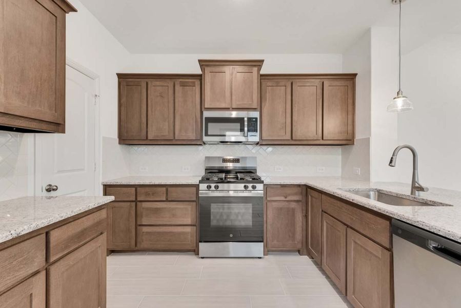 Image 22 representing the Eastholme by Pacesetter Homes in Elevon, Lavon, TX. Image 22 representing the Eastholme by Pacesetter Homes in Elevon, Lavon, TX.