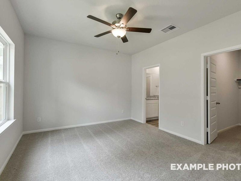 Spacious, unfurnished interior of a new home in The Villages at WestPointe, Dayton (Image 9).