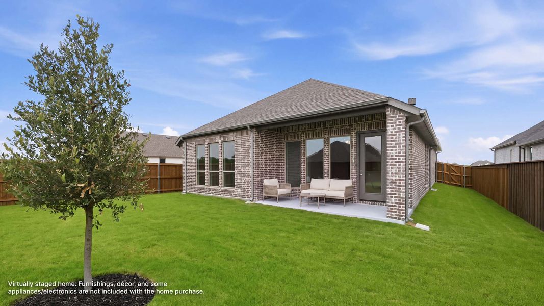 Exterior details and patio area of a home in Meraki, Forney (Image 2).