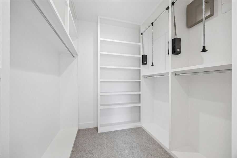 **Not of actual Home** Photos are of on-site model home reflecting finish level & finsihes**