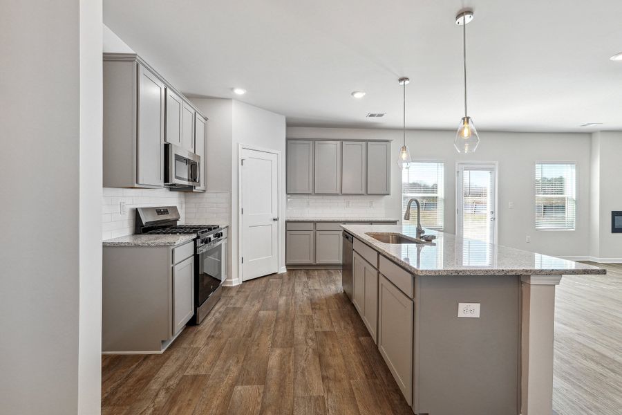 2,700sf New Home in Fairburn, GA.  - Slide 7