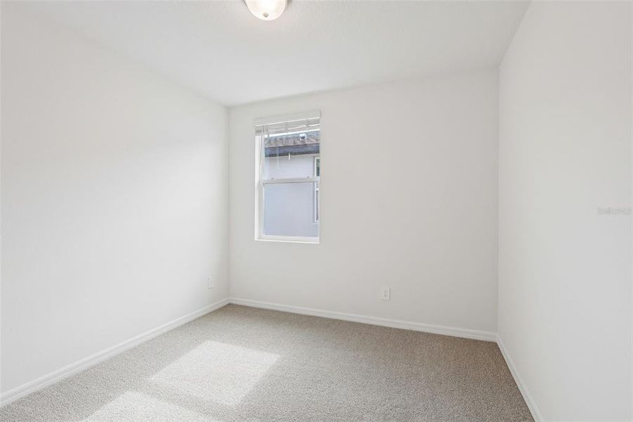 Spacious, unfurnished interior of a new home in The Reserve at Twin Lakes, St. Cloud (Image 23).