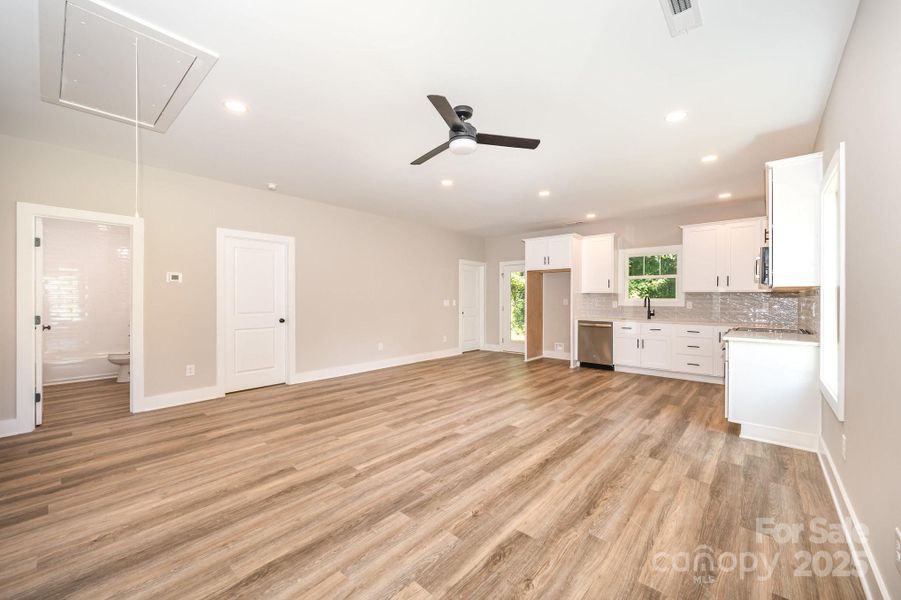 Image 25 of a home in . Image 25 of a home in .