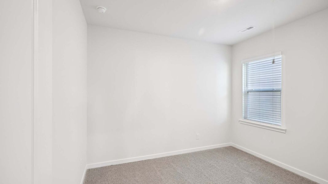 Spacious, unfurnished interior of a new home in Silverstein, Salisbury (Image 14).