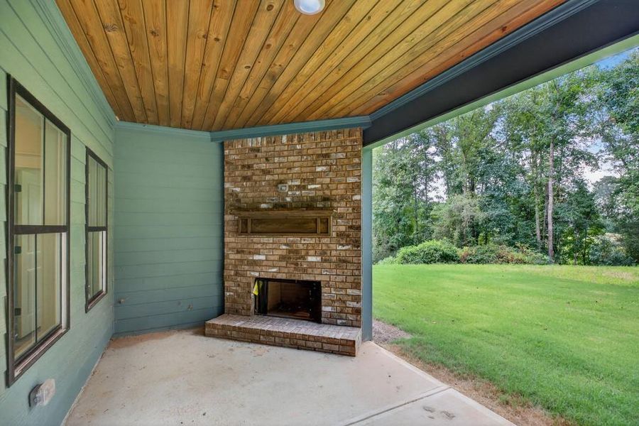 Spacious, unfurnished interior of a new home in , Dallas (Image 28).