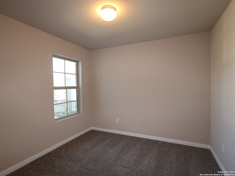 Spacious, unfurnished interior of a new home in Paloma Park, Converse (Image 13).