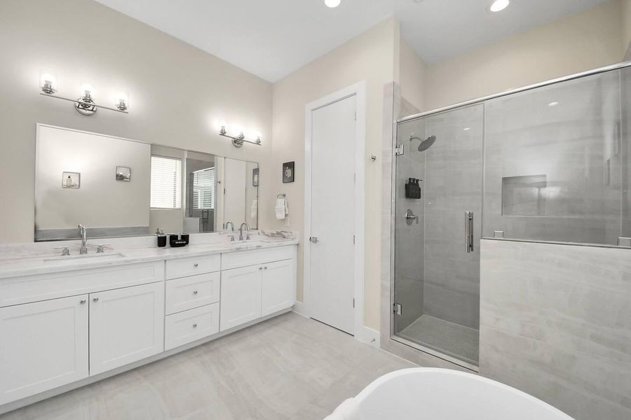 Furnished interior view inside a new home in , Houston (Image 42). Furnished interior view inside a new home in , Houston (Image 42).