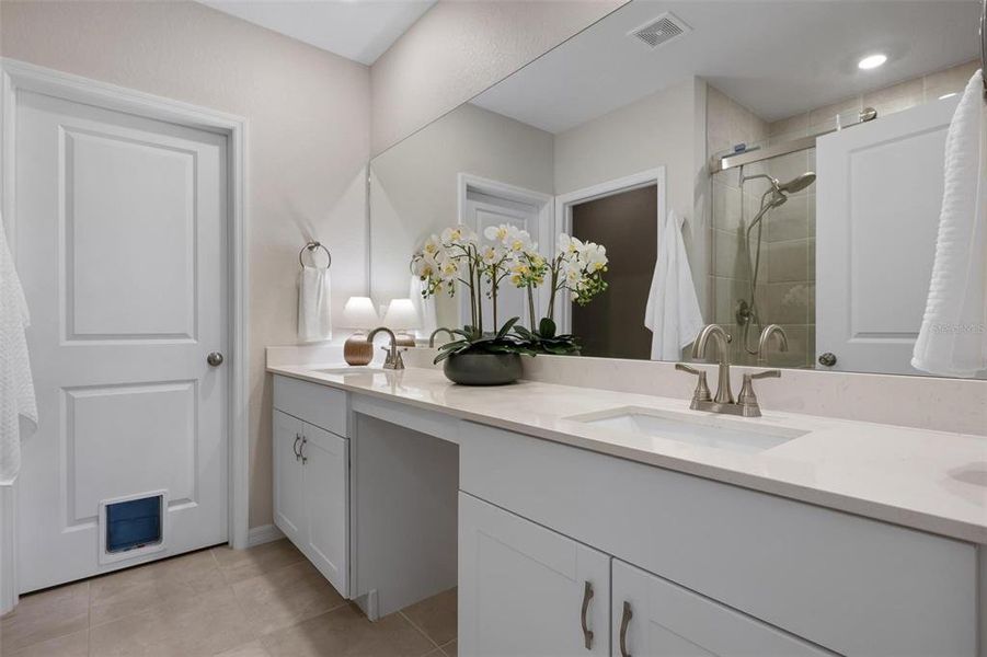 Furnished interior view inside a new home in , Sarasota (Image 11).