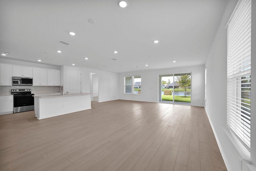 Spacious, unfurnished interior of a new home in Fiddler's Cove, Kingsland (Image 9). Spacious, unfurnished interior of a new home in Fiddler's Cove, Kingsland (Image 9).