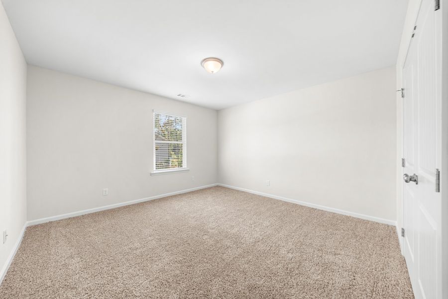 Spacious, unfurnished interior of a new home in Ramsey Landing, Rincon (Image 28).