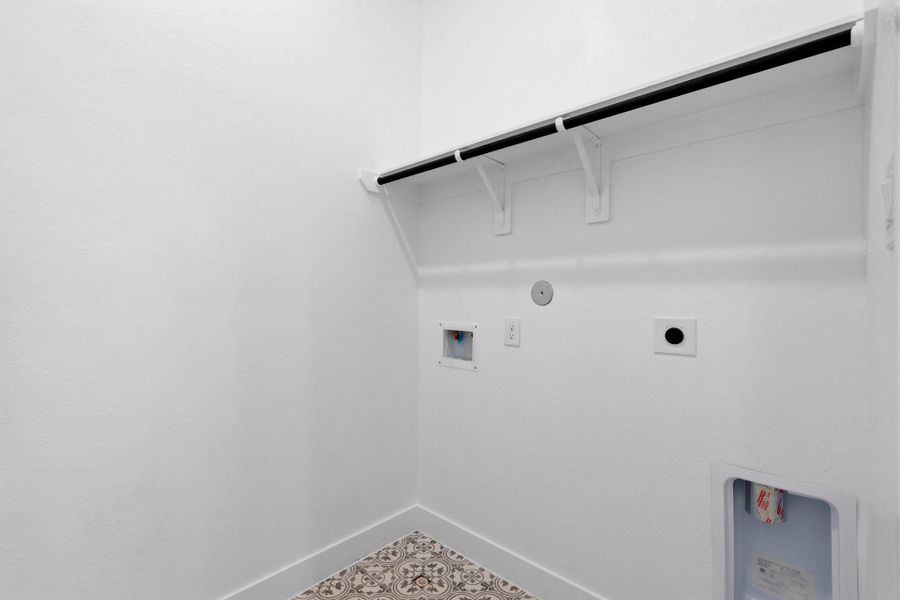 Spacious, unfurnished interior of a new home in Jubilee Chateau, Hockley (Image 16). Spacious, unfurnished interior of a new home in Jubilee Chateau, Hockley (Image 16).