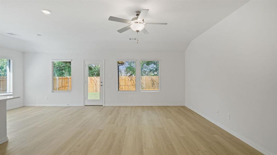 Photo is not of the actual home, but is an inspirational photo of builder’s model home and may depict options, furnishings, and/or decorator features that are not included. Photo is not of the actual home, but is an inspirational photo of builder’s model home and may depict options, furnishings, and/or decorator features that are not included.