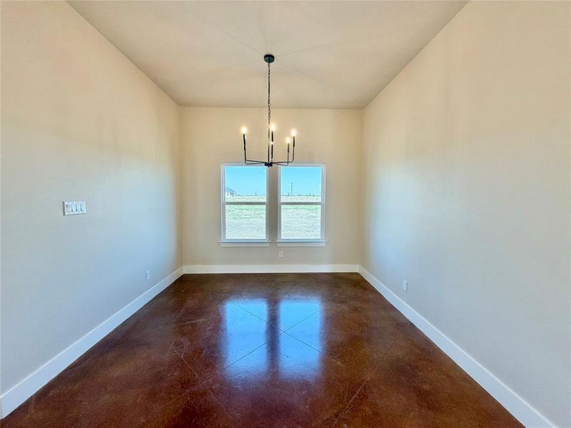 Spacious, unfurnished interior of a new home in , Weatherford (Image 27).
