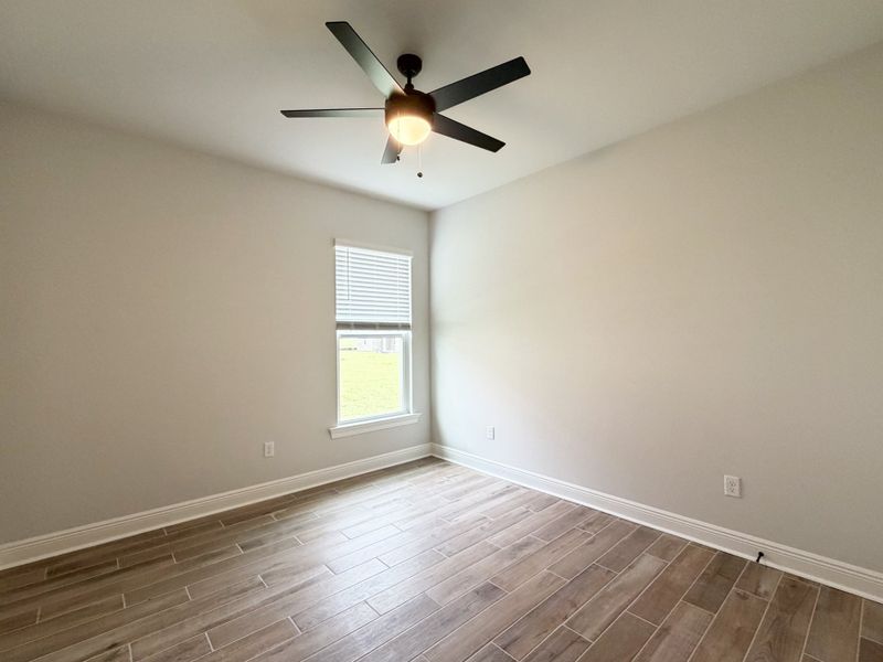 Spacious, unfurnished interior of a new home in Natureview, Freeport (Image 13).