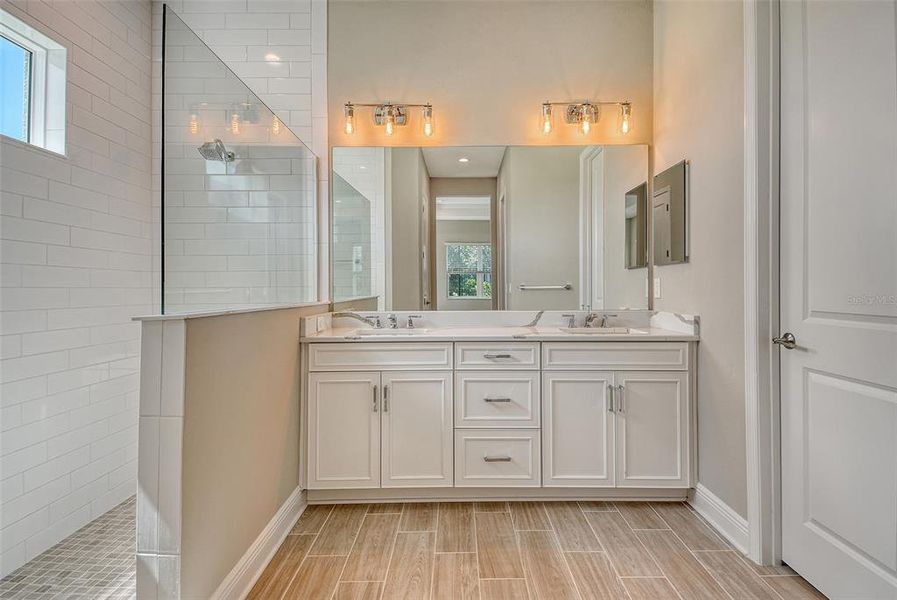 Furnished interior view inside a new home in Canoe Creek, Parrish (Image 8).