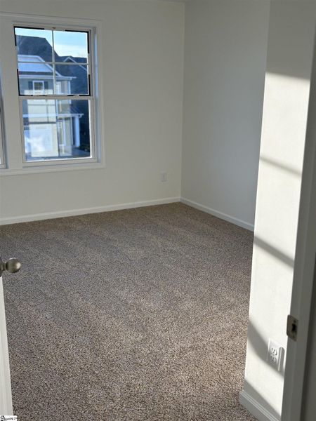 Spacious, unfurnished interior of a new home in Hazelwood, Boiling Springs (Image 16).