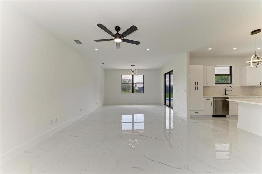 Image 47 of a home in .