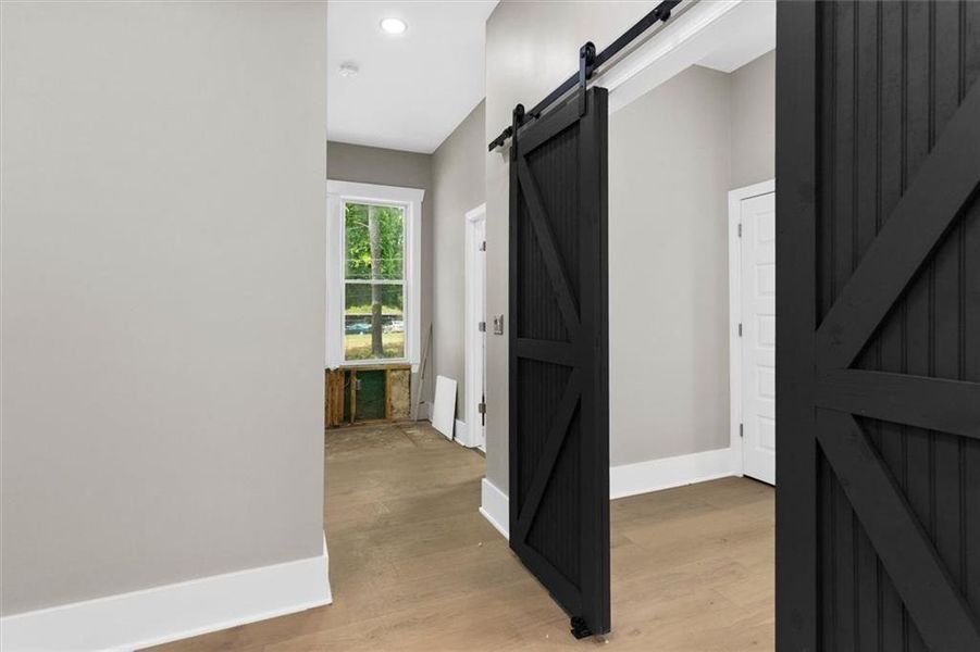 Spacious, unfurnished interior of a new home in , Atlanta (Image 30).