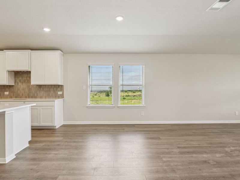 Dining room in the Oleander floorplan at a Meritage Homes community.