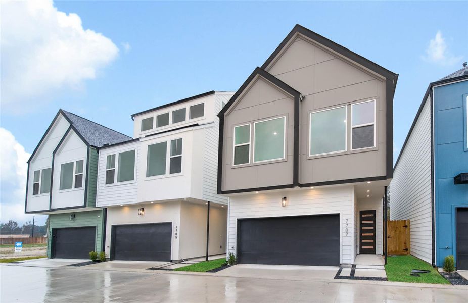 Front exterior of a new home in , Houston, TX, highlighting curb appeal (Image 2). Front exterior of a new home in , Houston, TX, highlighting curb appeal (Image 2).