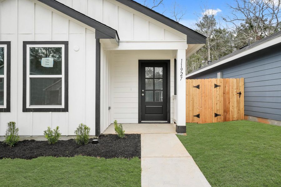 Exterior details and patio area of a home in William Trails, Willis (Image 3). Exterior details and patio area of a home in William Trails, Willis (Image 3).