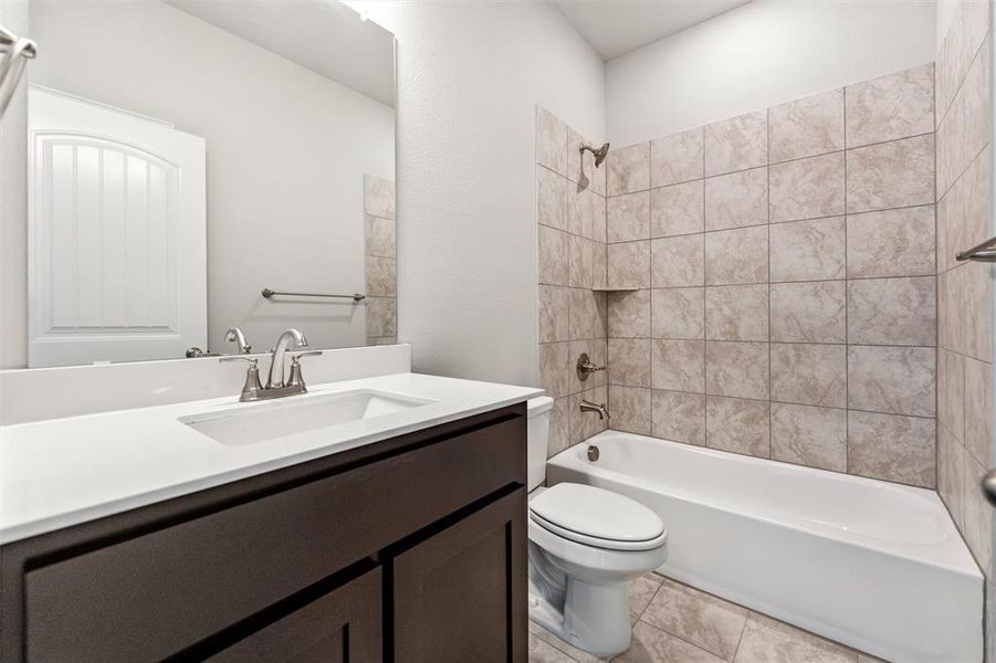 Image 32 of a home in Covenant Park. Image 32 of a home in Covenant Park.