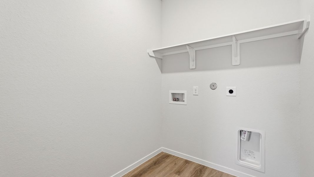 Spacious, unfurnished interior of a new home in Cypress Green, Hockley (Image 18).