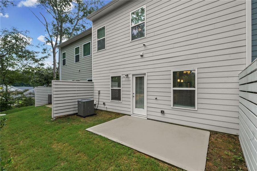 Exterior details and patio area of a home in , Powder Springs (Image 23).