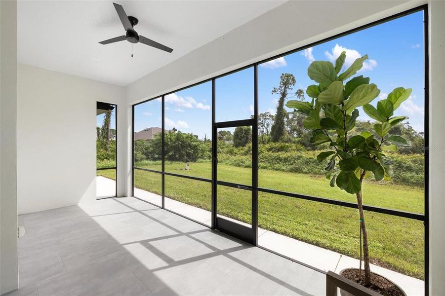 Spacious, unfurnished interior of a new home in , North Port (Image 22).