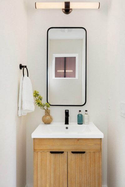 Image 28 of a home in .