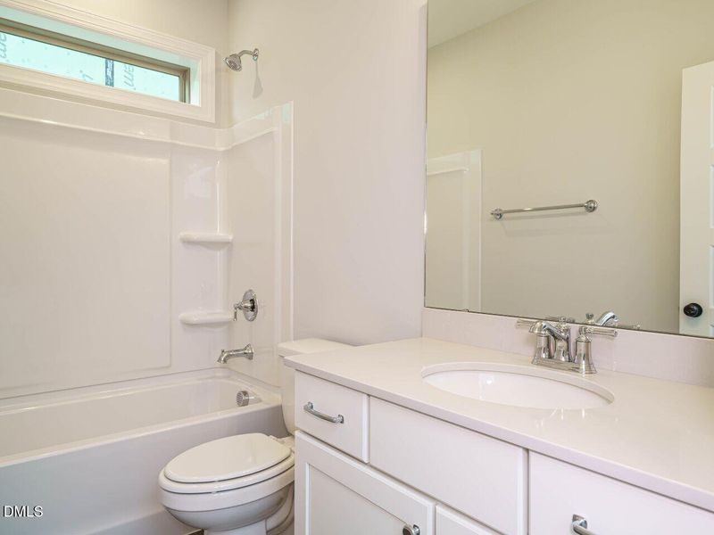 031-1280x960-bathroom
