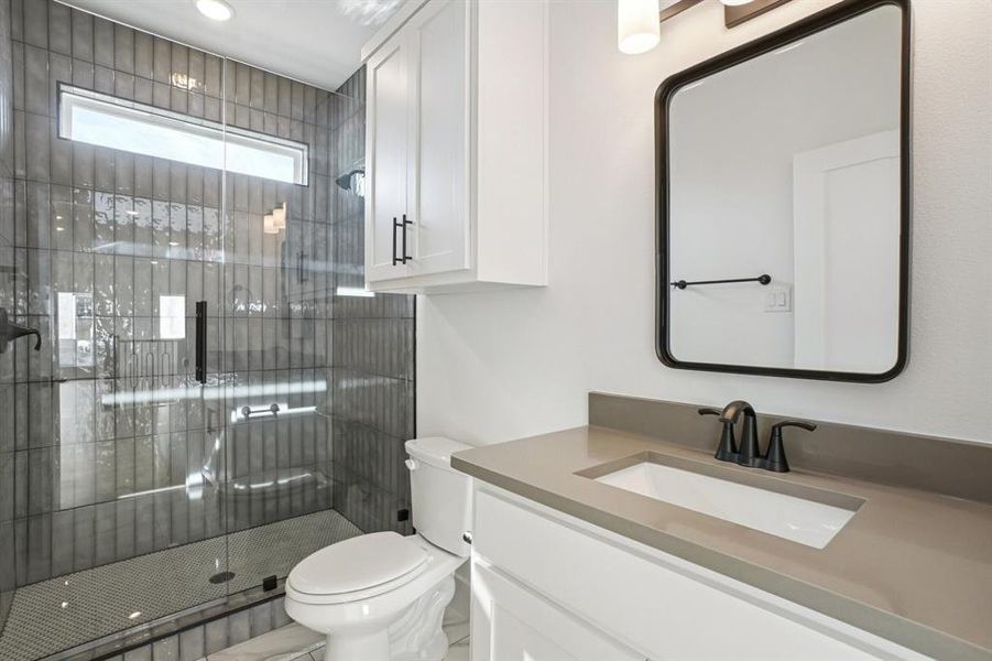 Furnished interior view inside a new home in , Rowlett (Image 8).