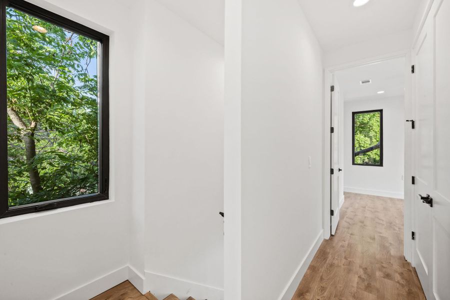 Natural ight at upstairs hallway