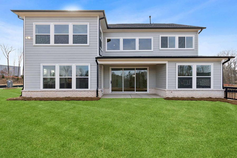 Representative exterior details of a home built from the The Heatherwick by David Weekley Homes in Settingdown Farms, Cumming (Image 3). Representative exterior details of a home built from the The Heatherwick by David Weekley Homes in Settingdown Farms, Cumming (Image 3).