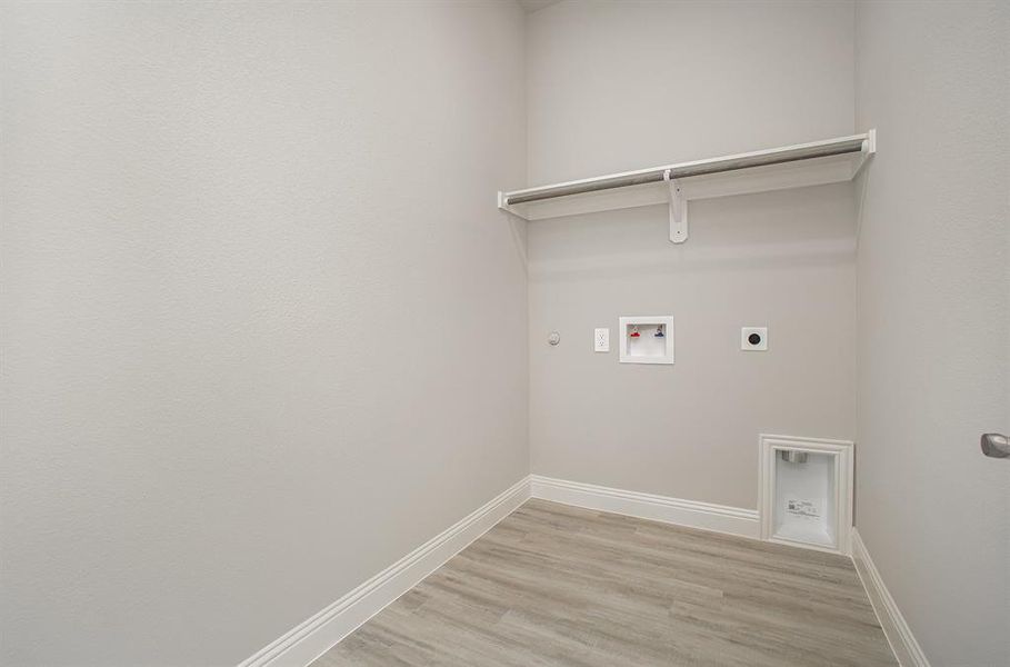 Image 27 of a home in .