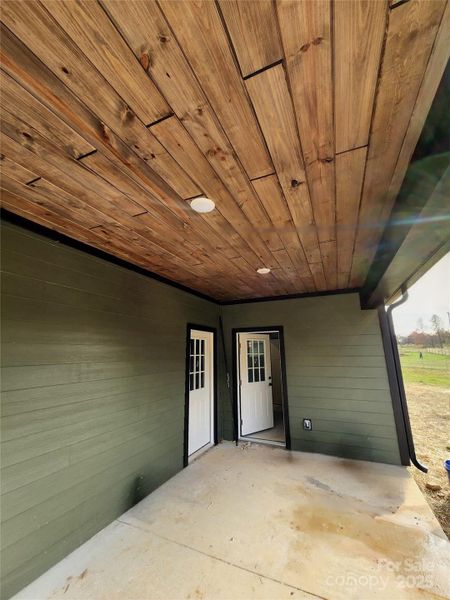 Rear covered porch