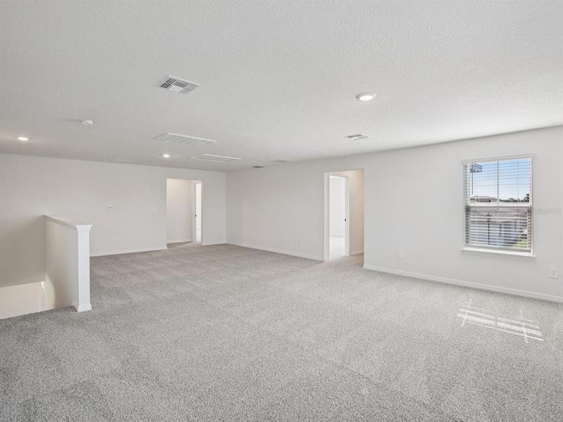 Spacious, unfurnished interior of a new home in Two Rivers - Signature Series, Zephyrhills (Image 37).