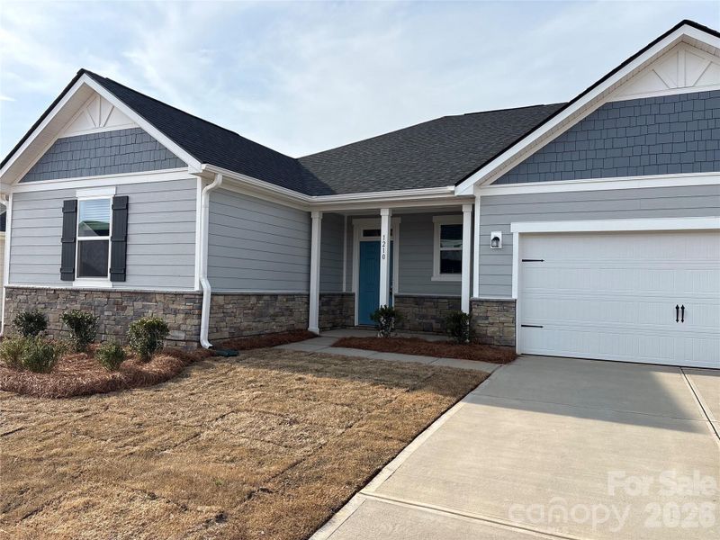 Exterior details and patio area of a home in Wilson Creek, Indian Land (Image 4).