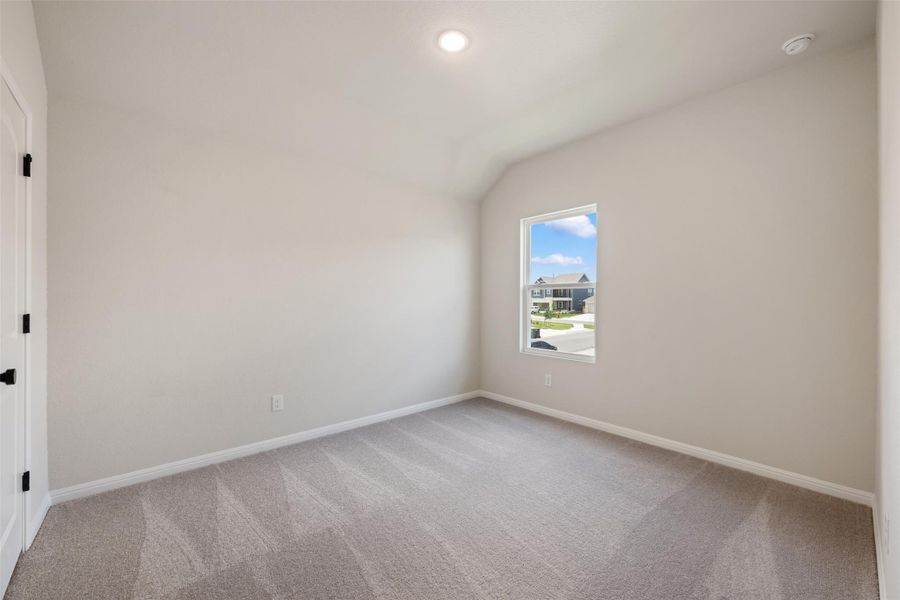 Spacious, unfurnished interior of a new home in Patterson Ranch, Georgetown (Image 16).