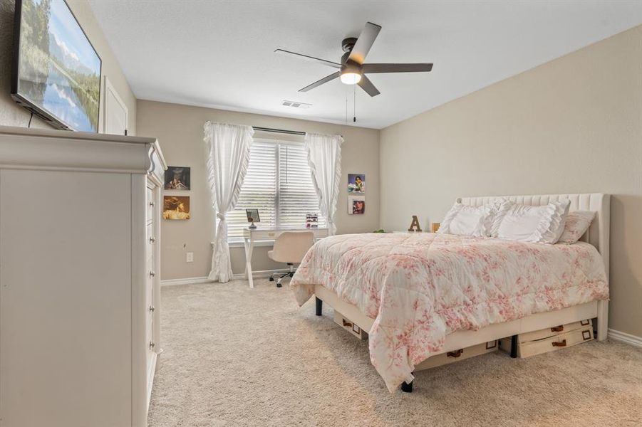 Upstairs bedroom Upstairs bedroom